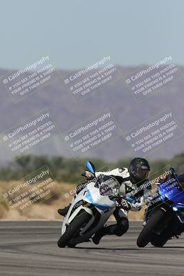 media/Oct-13-2025-Moto Forza (Mon) [[a66d839500]]/4-C Group/Session 3 (Turn 16)/